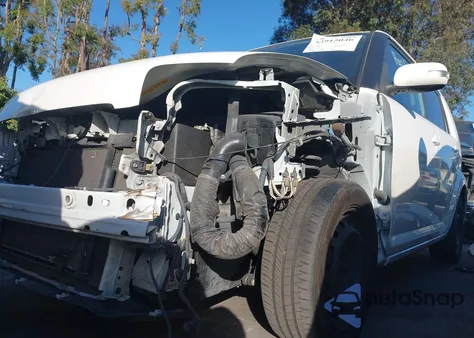 2015 Scion Xb z USA, uszkodzony, nr VIN JTLZE4FE3FJ068609